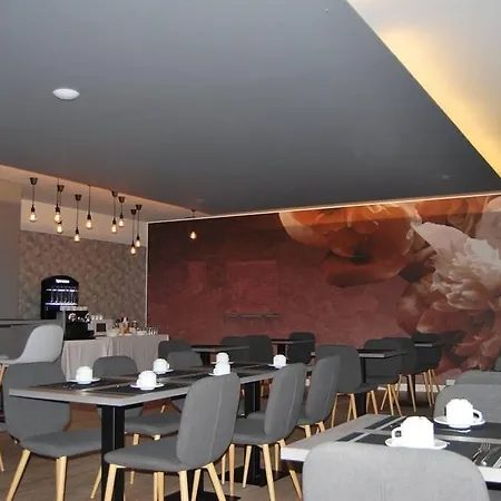 Estudiotel Hotel 2*