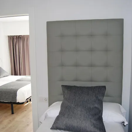 Hotel Estudiotel 2*