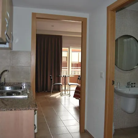 Hotel Estudiotel 2*